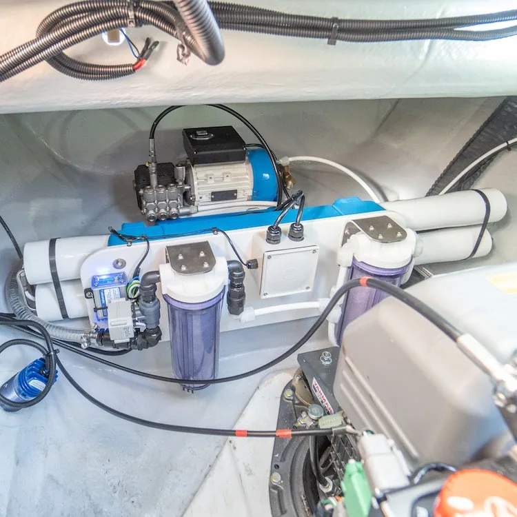 Onboard reverse osmosis watermaker installation